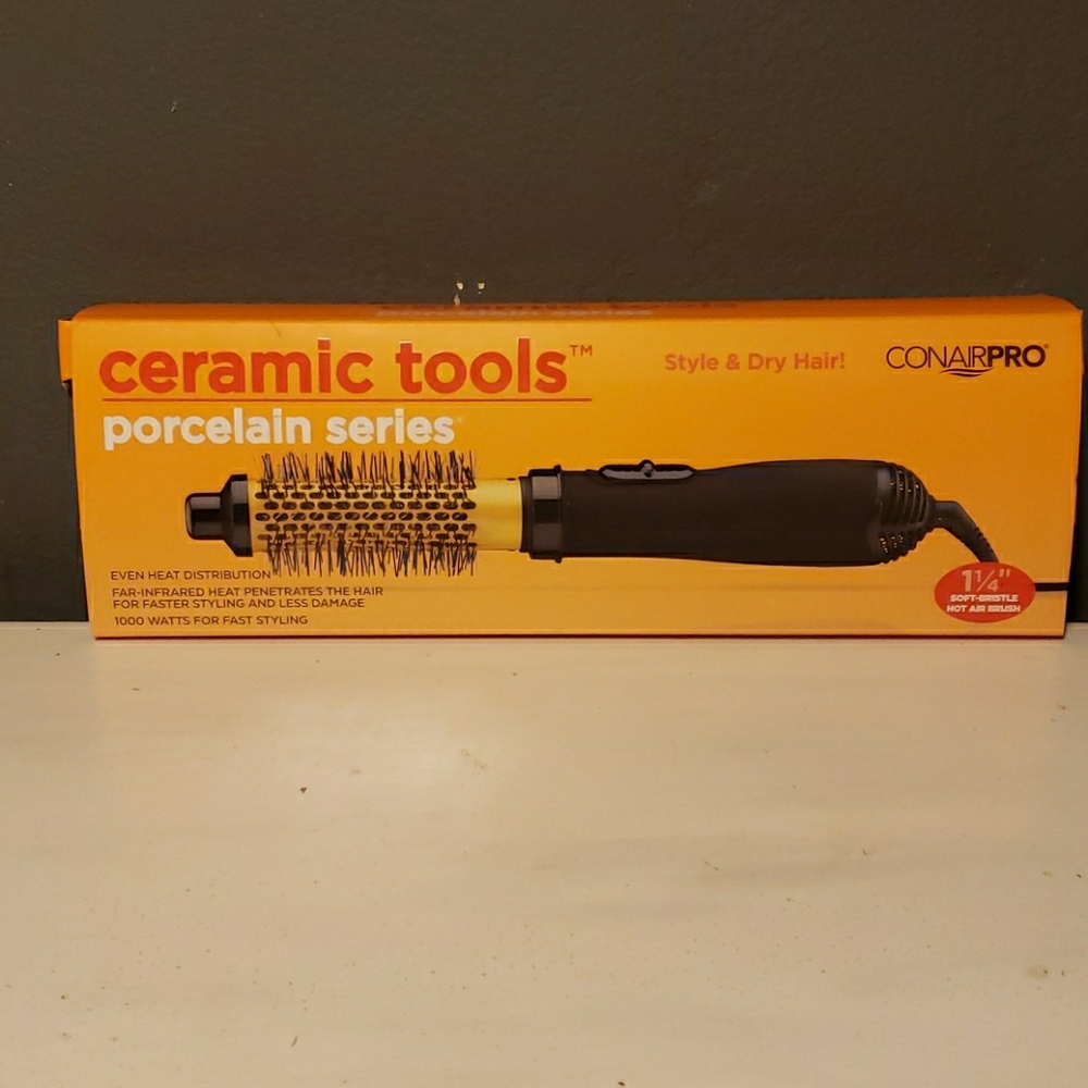 New Conair Pro Hot Air Brush